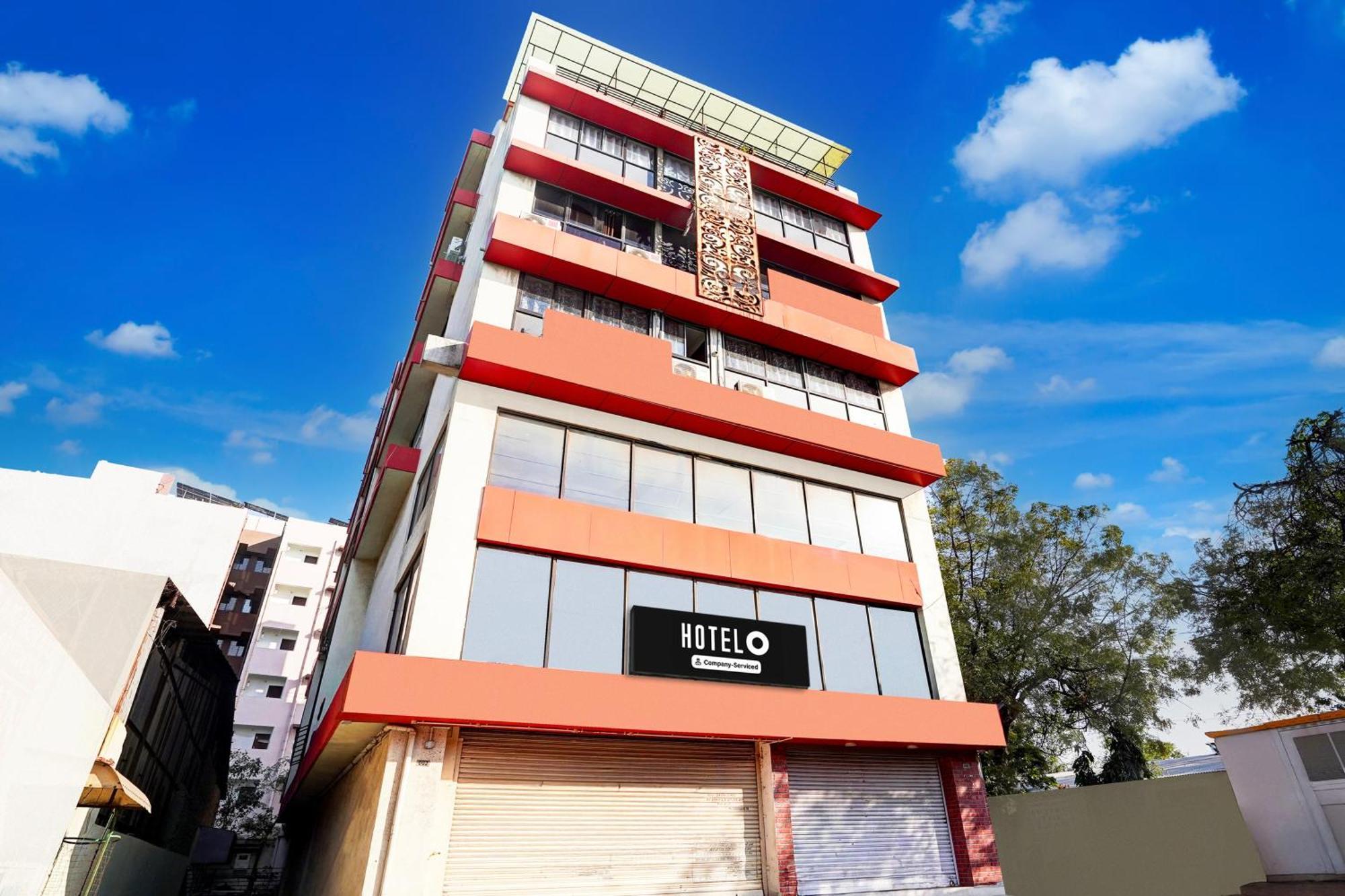 Super Hotel O Geeta Mandir Formerly Hotel Green Park Ahmedabad Ngoại thất bức ảnh